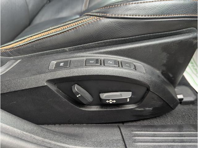 V40 クロスカントリー T5 AWD 衝突被害軽減ブレーキ 前後ソナー付 BLIS バックカメラ アダプティブクルーズ アイシン6速AT レザーパワーシート シートヒーター Bluetooth 純正ナビTV ETC スペアキー有(24枚目)