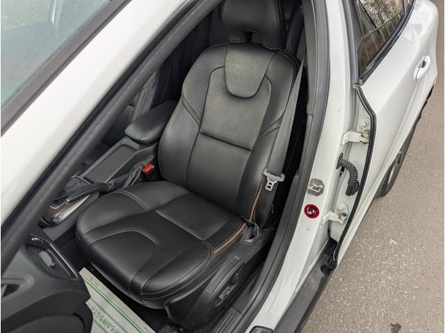 V40 クロスカントリー T5 AWD 衝突被害軽減ブレーキ 前後ソナー付 BLIS バックカメラ アダプティブクルーズ アイシン6速AT レザーパワーシート シートヒーター Bluetooth 純正ナビTV ETC スペアキー有(30枚目)