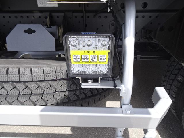 エルフトラック ファームダンプ　登録済み未使用　荷台内寸４１０×２０７×１２０　ＬＥＤテールランプ　４ＷＤ　シャーシ塩害ガード塗装済み（14枚目）