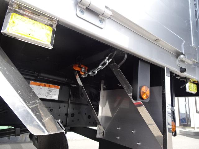 エルフトラック ファームダンプ　登録済み未使用　荷台内寸４１０×２０７×１２０　ＬＥＤテールランプ　４ＷＤ　シャーシ塩害ガード塗装済み（20枚目）