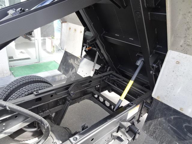 エルフトラック ファームダンプ　登録済み未使用　荷台内寸４１０×２０７×１２０　ＬＥＤテールランプ　４ＷＤ　シャーシ塩害ガード塗装済み（29枚目）