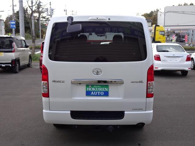 ハイエースバン スーパーＧＬ　ダークプライムＩＩ　☆４ＷＤ☆トヨタセーフティーセンス☆ディーゼル☆２バッテリー☆純正フルセグナビ☆バックカメラ☆デジタルインナーミラー☆ＥＴＣ☆オートマチックハイビーム☆ＶＳＣ☆リヤヒーター☆ドラレコ前後☆寒冷地仕様（6枚目）