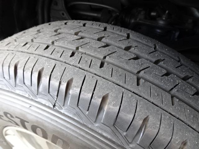 ハイエースバン スーパーＧＬ　ダークプライムＩＩ　☆４ＷＤ☆トヨタセーフティーセンス☆ディーゼル☆２バッテリー☆純正フルセグナビ☆バックカメラ☆デジタルインナーミラー☆ＥＴＣ☆オートマチックハイビーム☆ＶＳＣ☆リヤヒーター☆ドラレコ前後☆寒冷地仕様（19枚目）