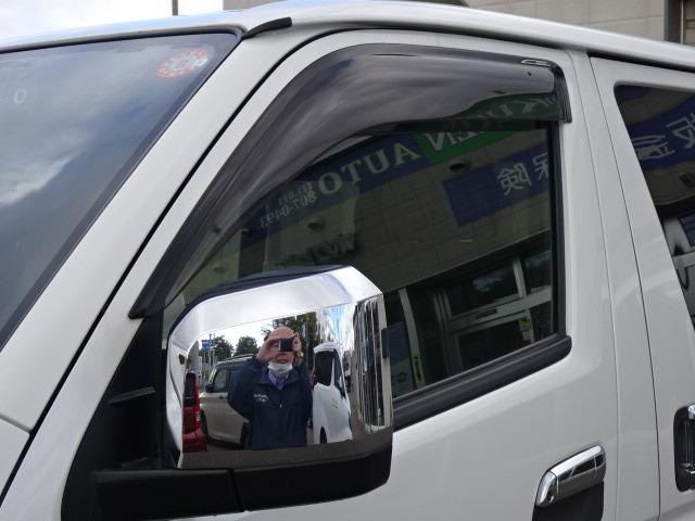 ハイエースバン スーパーＧＬ　ダークプライムＩＩ　☆４ＷＤ☆トヨタセーフティーセンス☆ディーゼル☆２バッテリー☆純正フルセグナビ☆バックカメラ☆デジタルインナーミラー☆ＥＴＣ☆オートマチックハイビーム☆ＶＳＣ☆リヤヒーター☆ドラレコ前後☆寒冷地仕様（26枚目）