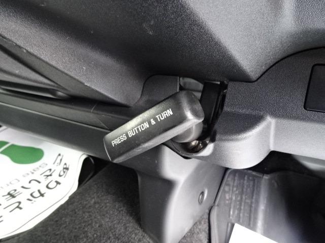 ハイエースバン スーパーＧＬ　ダークプライムＩＩ　☆４ＷＤ☆トヨタセーフティーセンス☆ディーゼル☆２バッテリー☆純正フルセグナビ☆バックカメラ☆デジタルインナーミラー☆ＥＴＣ☆オートマチックハイビーム☆ＶＳＣ☆リヤヒーター☆ドラレコ前後☆寒冷地仕様（39枚目）