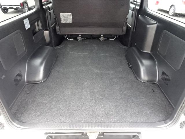 ハイエースバン スーパーＧＬ　ダークプライムＩＩ　☆４ＷＤ☆トヨタセーフティーセンス☆ディーゼル☆２バッテリー☆純正フルセグナビ☆バックカメラ☆デジタルインナーミラー☆ＥＴＣ☆オートマチックハイビーム☆ＶＳＣ☆リヤヒーター☆ドラレコ前後☆寒冷地仕様（44枚目）