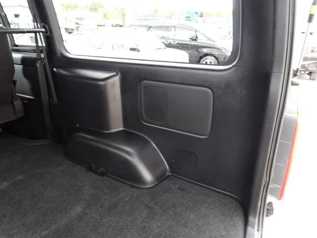 ハイエースバン スーパーＧＬ　ダークプライムＩＩ　☆４ＷＤ☆トヨタセーフティーセンス☆ディーゼル☆２バッテリー☆純正フルセグナビ☆バックカメラ☆デジタルインナーミラー☆ＥＴＣ☆オートマチックハイビーム☆ＶＳＣ☆リヤヒーター☆ドラレコ前後☆寒冷地仕様（46枚目）