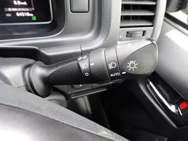 ハイエースバン スーパーＧＬ　ダークプライムＩＩ　☆４ＷＤ☆トヨタセーフティーセンス☆ディーゼル☆２バッテリー☆純正フルセグナビ☆バックカメラ☆デジタルインナーミラー☆ＥＴＣ☆オートマチックハイビーム☆ＶＳＣ☆リヤヒーター☆ドラレコ前後☆寒冷地仕様（58枚目）