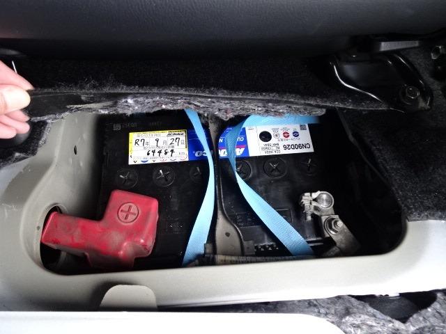 ハイエースバン スーパーＧＬ　ダークプライムＩＩ　☆４ＷＤ☆トヨタセーフティーセンス☆ディーゼル☆２バッテリー☆純正フルセグナビ☆バックカメラ☆デジタルインナーミラー☆ＥＴＣ☆オートマチックハイビーム☆ＶＳＣ☆リヤヒーター☆ドラレコ前後☆寒冷地仕様（71枚目）