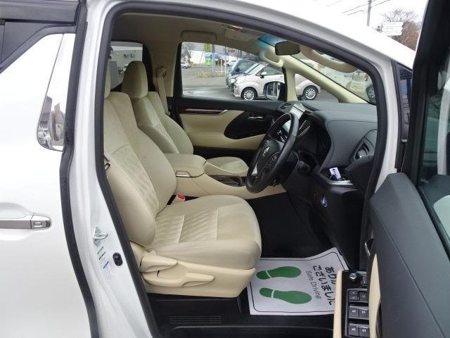 アルファードハイブリッド Ｘ　☆４ＷＤ☆７人乗り☆トヨタセーフティーセンス☆両側パワースライドドア☆バックガイドモニター☆ＶＳＣ☆クルーズコントロール☆ＥＴＣ☆ワイパーデアイサー☆ドライブレコーダー☆ＬＥＤヘッドランプ（16枚目）
