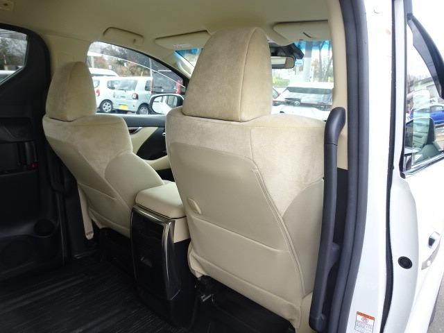 アルファードハイブリッド Ｘ　☆４ＷＤ☆７人乗り☆トヨタセーフティーセンス☆両側パワースライドドア☆バックガイドモニター☆ＶＳＣ☆クルーズコントロール☆ＥＴＣ☆ワイパーデアイサー☆ドライブレコーダー☆ＬＥＤヘッドランプ（47枚目）