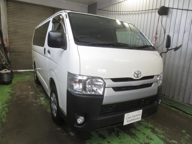 ハイエースバン ロングＤＸ　リアエアコン　リアヒーター　６人乗り　ナビバックカメラ（4枚目）