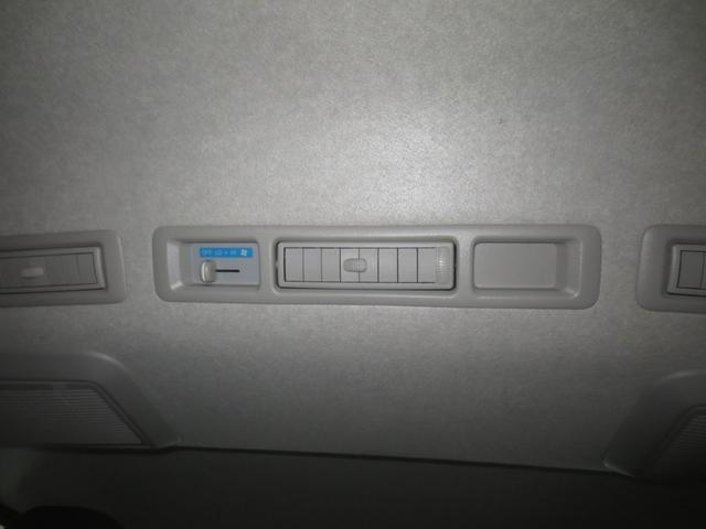 ハイエースバン ロングＤＸ　リアエアコン　リアヒーター　６人乗り　ナビバックカメラ（12枚目）