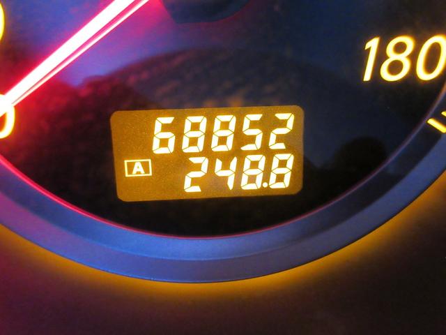 フーガ ２５０ＧＴ　事故歴無　６９０００Ｋｍ　社外エアサス公認済　１８ＡＷ　ナビ　バックカメラ　ＨＩＤ　ＥＴＣ　車検（２年）付　保証付　タイミングチェーン（27枚目）