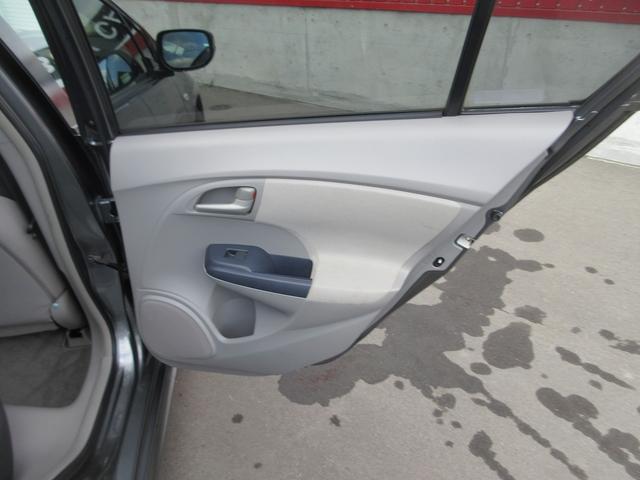 インサイト G 事故歴無 77000Km トミーカイラエアロ ローダウン 社外マフラー 無限グリル 無限リアスポイラー ナビ DVD視聴可能 ETC 車検(2年)付(31枚目)