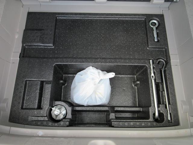 インサイト G 事故歴無 77000Km トミーカイラエアロ ローダウン 社外マフラー 無限グリル 無限リアスポイラー ナビ DVD視聴可能 ETC 車検(2年)付(34枚目)