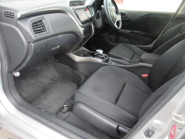 次回車検も安心、安全、低価格です！当社認証工場ですので法定点検整備記録簿付きで安心の車検が受けれます☆車検前お見積りも可。当社購入車両以外の車検もお受けできますのでご相談ください！