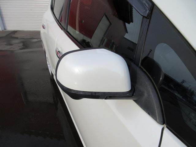 リーフ Ｘ　事故歴無　１１セグメント　２４０００Ｋｍ　ナビ　アラウンドビューモニター　フルセグＴＶ　シートヒーター　ステアリングヒーター　クルーズコントロール　ＬＥＤライト　車検（２年）付　現状販売（35枚目）