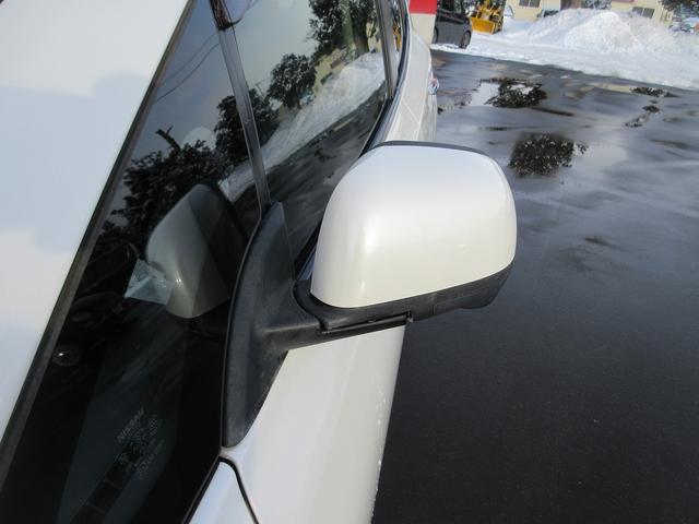 リーフ Ｘ　事故歴無　１１セグメント　２４０００Ｋｍ　ナビ　アラウンドビューモニター　フルセグＴＶ　シートヒーター　ステアリングヒーター　クルーズコントロール　ＬＥＤライト　車検（２年）付　現状販売（36枚目）