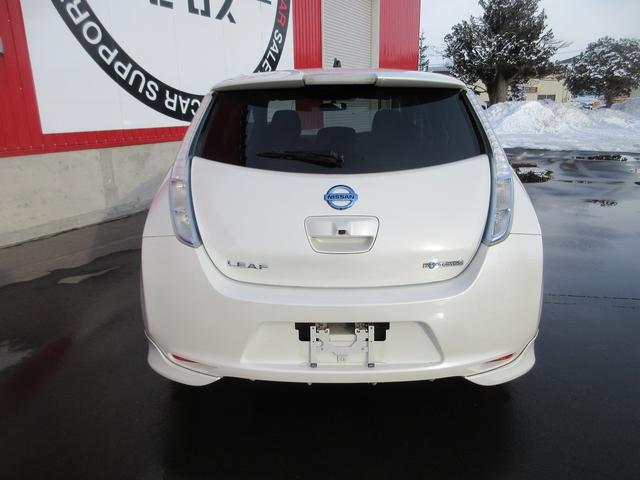リーフ Ｘ　事故歴無　１１セグメント　２４０００Ｋｍ　ナビ　アラウンドビューモニター　フルセグＴＶ　シートヒーター　ステアリングヒーター　クルーズコントロール　ＬＥＤライト　車検（２年）付　現状販売（48枚目）
