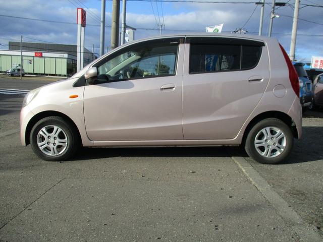 ミラ Ｘ　キーレス　純正アルミホイール　社外ＣＤチューナー　電格ミラー（8枚目）