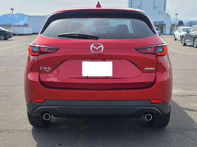 ＣＸ－５ ＸＤ　スマートエディション　１０型マツダコネクト　全方位カメラ　３６０°カメラ　オートＬＥＤ　レーダークルーズコントロール　ＬＥＤ　ＬＫＡ　ＴＶ　ドライブレコーダー　寒冷地仕様　４ＷＤ　横滑り防止装置　ＵＳＢ　キーフリー　ＥＴＣ（8枚目）