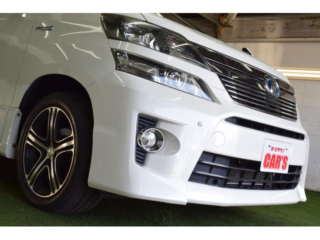 ヴェルファイアハイブリッド ＺＲ　４ＷＤ／社外１８インチＡＷ／パワーバックドア／キセノンライト／クルーズコントロール／パワーシート／コーナーセンサー／純正８インチナビ／助手席オットマン／スマートキー／Ｐスタート（16枚目）