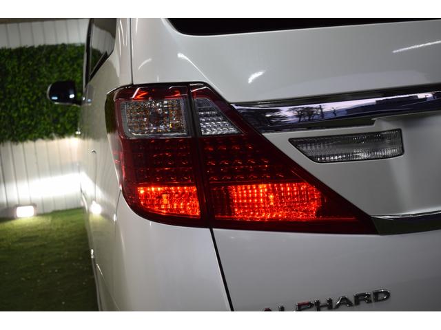 アルファードハイブリッド SR 4WD/本州仕入/モデリスタフルエアロ/モデリスタ19インチAW/純正8インチナビ/純正フリップダウン/ワンオーナー/全方位カメラ/クルコン/パワーバックドア/両側パワスラ/ビルトインETC(23枚目)