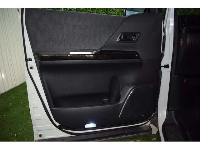 アルファードハイブリッド SR 4WD/本州仕入/モデリスタフルエアロ/モデリスタ19インチAW/純正8インチナビ/純正フリップダウン/ワンオーナー/全方位カメラ/クルコン/パワーバックドア/両側パワスラ/ビルトインETC(31枚目)