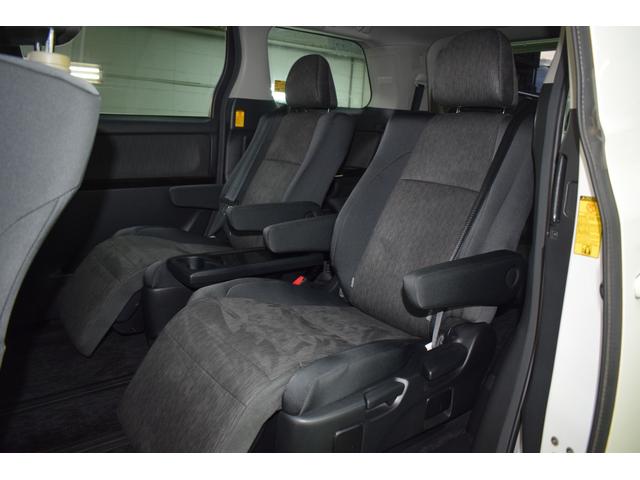 アルファードハイブリッド SR 4WD/本州仕入/モデリスタフルエアロ/モデリスタ19インチAW/純正8インチナビ/純正フリップダウン/ワンオーナー/全方位カメラ/クルコン/パワーバックドア/両側パワスラ/ビルトインETC(40枚目)