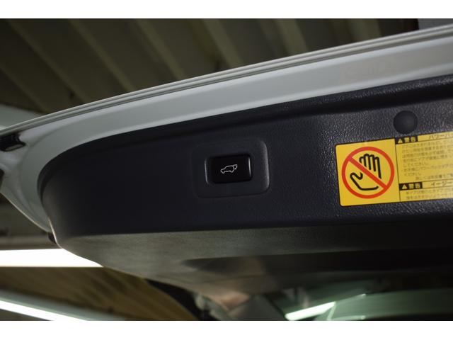 アルファードハイブリッド SR 4WD/本州仕入/モデリスタフルエアロ/モデリスタ19インチAW/純正8インチナビ/純正フリップダウン/ワンオーナー/全方位カメラ/クルコン/パワーバックドア/両側パワスラ/ビルトインETC(47枚目)