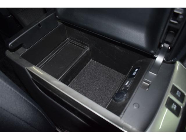 アルファードハイブリッド SR 4WD/本州仕入/モデリスタフルエアロ/モデリスタ19インチAW/純正8インチナビ/純正フリップダウン/ワンオーナー/全方位カメラ/クルコン/パワーバックドア/両側パワスラ/ビルトインETC(67枚目)