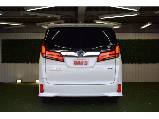 アルファードハイブリッド エグゼクティブラウンジＳ　４ＷＤ／本州仕入／ツインムーンルーフ／ＪＢＬサウンド／３眼ＬＥＤライト／１５００Ｗ電源／デジタルミラー／全方位カメラ／メーカーナビ／フリップダウン／ビルトインＥＴＣ／本革シート／ベンチレーション（18枚目）