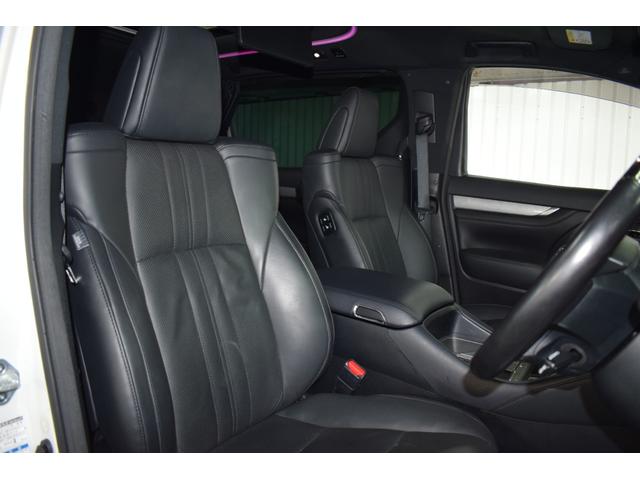 アルファードハイブリッド エグゼクティブラウンジＳ　４ＷＤ／本州仕入／ツインムーンルーフ／ＪＢＬサウンド／３眼ＬＥＤライト／１５００Ｗ電源／デジタルミラー／全方位カメラ／メーカーナビ／フリップダウン／ビルトインＥＴＣ／本革シート／ベンチレーション（27枚目）