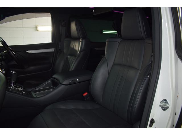 アルファードハイブリッド エグゼクティブラウンジＳ　４ＷＤ／本州仕入／ツインムーンルーフ／ＪＢＬサウンド／３眼ＬＥＤライト／１５００Ｗ電源／デジタルミラー／全方位カメラ／メーカーナビ／フリップダウン／ビルトインＥＴＣ／本革シート／ベンチレーション（29枚目）