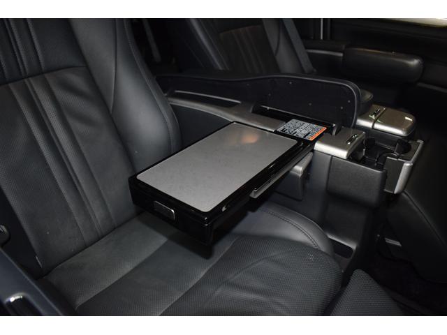 アルファードハイブリッド エグゼクティブラウンジＳ　４ＷＤ／本州仕入／ツインムーンルーフ／ＪＢＬサウンド／３眼ＬＥＤライト／１５００Ｗ電源／デジタルミラー／全方位カメラ／メーカーナビ／フリップダウン／ビルトインＥＴＣ／本革シート／ベンチレーション（33枚目）