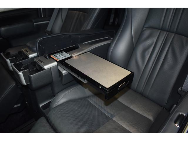 アルファードハイブリッド エグゼクティブラウンジＳ　４ＷＤ／本州仕入／ツインムーンルーフ／ＪＢＬサウンド／３眼ＬＥＤライト／１５００Ｗ電源／デジタルミラー／全方位カメラ／メーカーナビ／フリップダウン／ビルトインＥＴＣ／本革シート／ベンチレーション（39枚目）