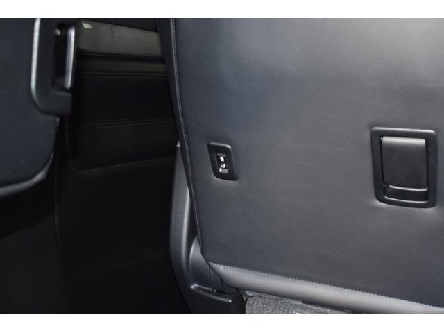 アルファードハイブリッド エグゼクティブラウンジＳ　４ＷＤ／本州仕入／ツインムーンルーフ／ＪＢＬサウンド／３眼ＬＥＤライト／１５００Ｗ電源／デジタルミラー／全方位カメラ／メーカーナビ／フリップダウン／ビルトインＥＴＣ／本革シート／ベンチレーション（50枚目）