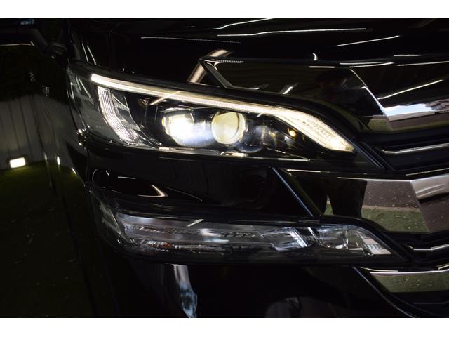 ヴェルファイアハイブリッド エグゼクティブラウンジ 4WD/本州仕入/ワンオーナー/黒本革シート/ツインムーンルーフ/メーカーナビ/JBLサウンド/フリップダウン/ハンドルヒーター/1500W電源/全方位モニター/パワーバックドア/レーダークルーズ(7枚目)