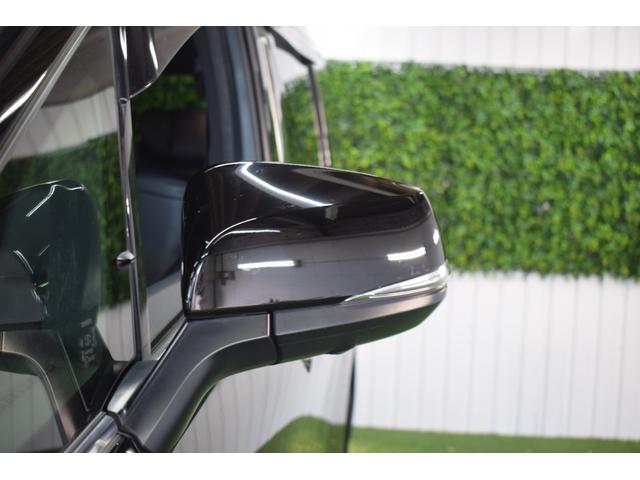 ヴェルファイアハイブリッド エグゼクティブラウンジ 4WD/本州仕入/ワンオーナー/黒本革シート/ツインムーンルーフ/メーカーナビ/JBLサウンド/フリップダウン/ハンドルヒーター/1500W電源/全方位モニター/パワーバックドア/レーダークルーズ(10枚目)