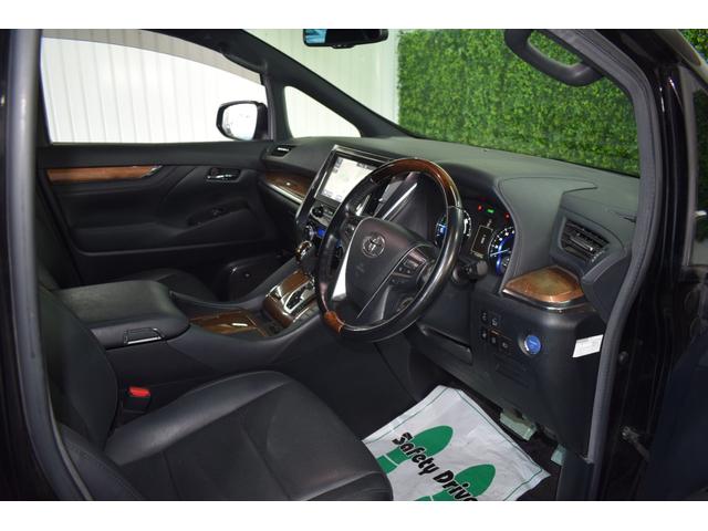 ヴェルファイアハイブリッド エグゼクティブラウンジ 4WD/本州仕入/ワンオーナー/黒本革シート/ツインムーンルーフ/メーカーナビ/JBLサウンド/フリップダウン/ハンドルヒーター/1500W電源/全方位モニター/パワーバックドア/レーダークルーズ(31枚目)