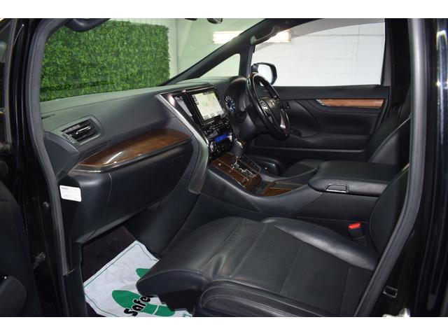 ヴェルファイアハイブリッド エグゼクティブラウンジ 4WD/本州仕入/ワンオーナー/黒本革シート/ツインムーンルーフ/メーカーナビ/JBLサウンド/フリップダウン/ハンドルヒーター/1500W電源/全方位モニター/パワーバックドア/レーダークルーズ(34枚目)