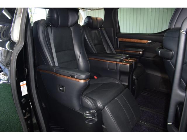 ヴェルファイアハイブリッド エグゼクティブラウンジ 4WD/本州仕入/ワンオーナー/黒本革シート/ツインムーンルーフ/メーカーナビ/JBLサウンド/フリップダウン/ハンドルヒーター/1500W電源/全方位モニター/パワーバックドア/レーダークルーズ(38枚目)