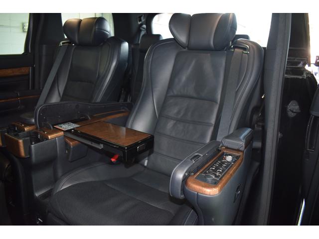 ヴェルファイアハイブリッド エグゼクティブラウンジ 4WD/本州仕入/ワンオーナー/黒本革シート/ツインムーンルーフ/メーカーナビ/JBLサウンド/フリップダウン/ハンドルヒーター/1500W電源/全方位モニター/パワーバックドア/レーダークルーズ(42枚目)