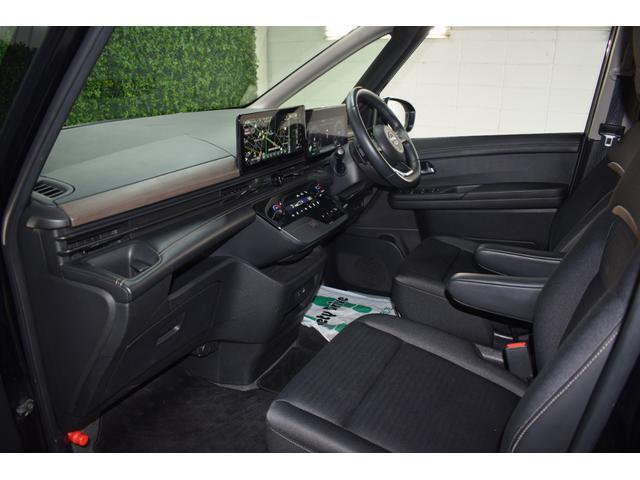 セレナ ハイウェイスターＶ　純正１２．３型ナビ／プロパイロット／Ｃａｒｐｌａｙ対応／デジタルインナーミラー／ＬＥＤヘッドライト／ワイヤレス充電／シート＆ステアリングヒーター／後席シートヒーター／両側パワースライドドア／純正アルミ（31枚目）