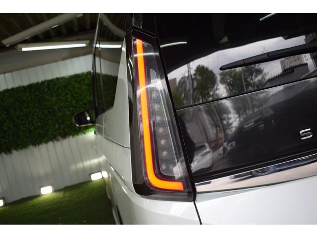 セレナ ハイウェイスターＶ　Ｃａｒｐｌａｙ対応ナビ／プロパイロット／アラウンドビュー／ＬＥＤヘッドライト／デジタルインナーミラー／ワイヤレス充電／ブラインドスポットモニター／コーナーセンサー／ブレーキホールド／シートヒーター（22枚目）