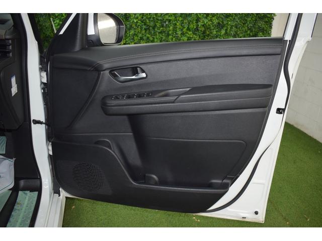 セレナ ハイウェイスターＶ　Ｃａｒｐｌａｙ対応ナビ／プロパイロット／アラウンドビュー／ＬＥＤヘッドライト／デジタルインナーミラー／ワイヤレス充電／ブラインドスポットモニター／コーナーセンサー／ブレーキホールド／シートヒーター（29枚目）