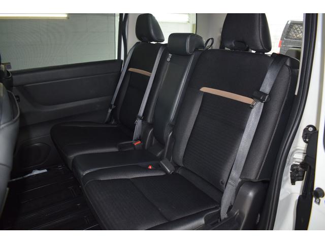 セレナ ハイウェイスターＶ　Ｃａｒｐｌａｙ対応ナビ／プロパイロット／アラウンドビュー／ＬＥＤヘッドライト／デジタルインナーミラー／ワイヤレス充電／ブラインドスポットモニター／コーナーセンサー／ブレーキホールド／シートヒーター（37枚目）