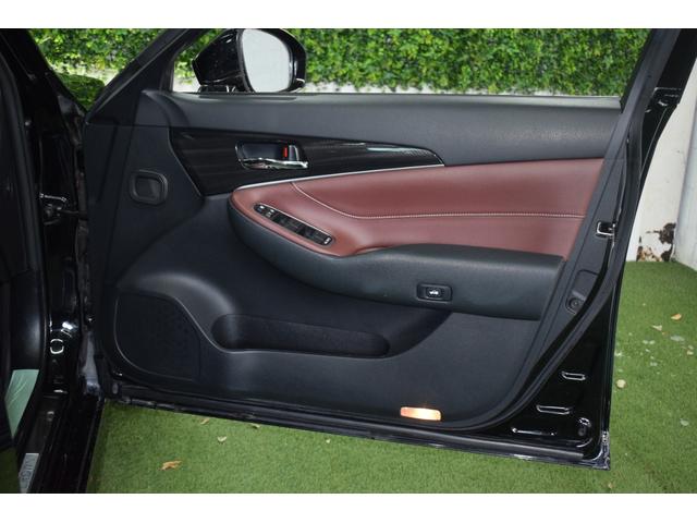 クラウンハイブリッド アスリートS Four ブラックスタイル 4WD/特別仕様車/メーカーナビ/レザーシート/パワーシート/クルーズコントロール/BlueTooth/コーナーセンサー/ビルトインETC/純正アルミ/キセノンヘッドライト/バックカメラ/USB接続/(29枚目)