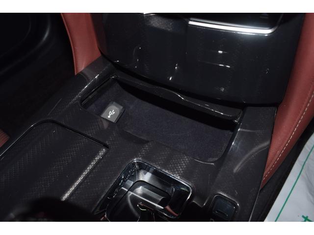 クラウンハイブリッド アスリートS Four ブラックスタイル 4WD/特別仕様車/メーカーナビ/レザーシート/パワーシート/クルーズコントロール/BlueTooth/コーナーセンサー/ビルトインETC/純正アルミ/キセノンヘッドライト/バックカメラ/USB接続/(59枚目)